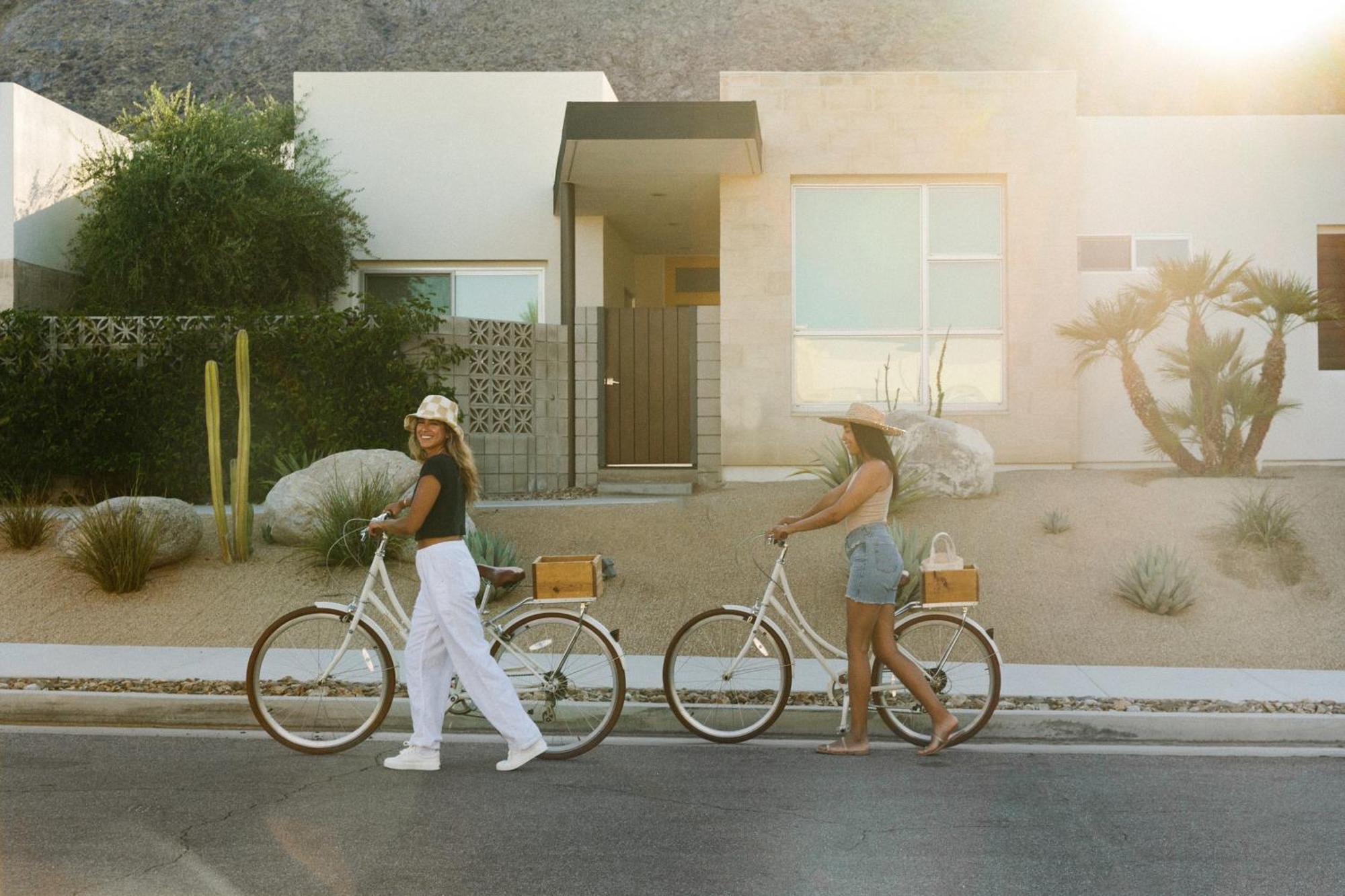 Avalon Hotel & Bungalows Palm Springs, A Member Of Design Hotels Exterior photo